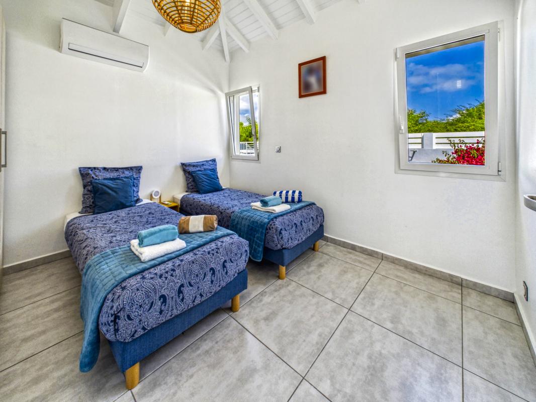18. A louer villa avec piscine et vue mer St François Guadeloupe